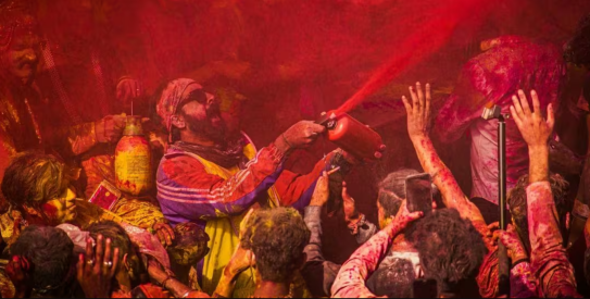 कहीं लट्ठमार तो कहीं फगुआ... होली के हैं इतने नाम, जानें कहां और कैसे मनाया जाता है रंगों का त्योहार?